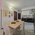 Apartment Lamante In Lucca